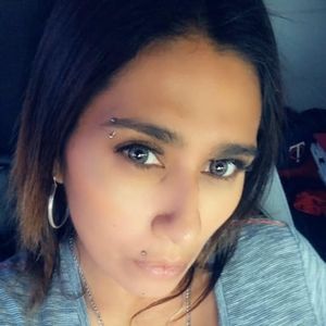 Meet your Posher, Eneida